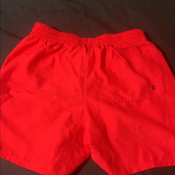 Nike 5” shorts - Picture 2 of 2